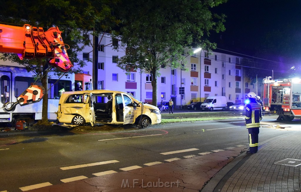 VU PKW Strab Koeln Niehl Amsterdamerstr Friedrich Karlstr P210.JPG - Miklos Laubert